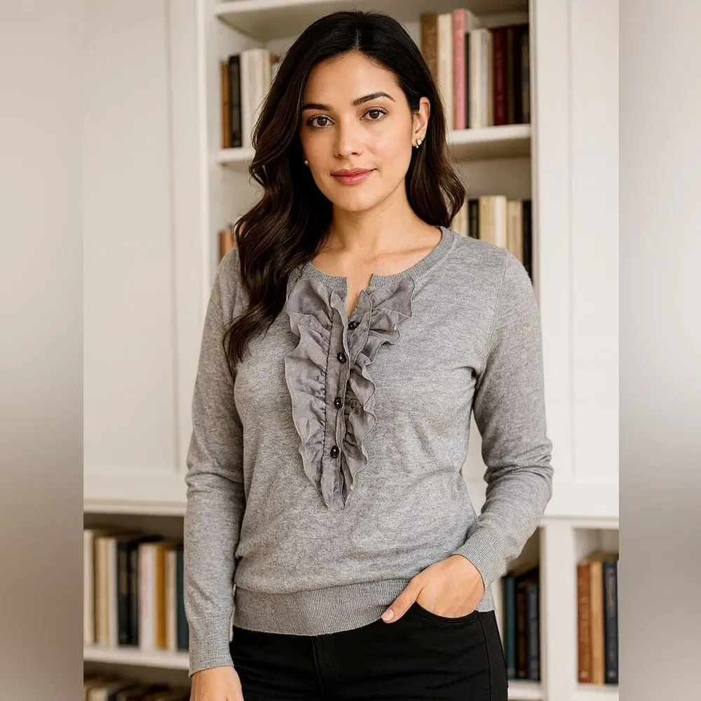 GAP Silk Blend Ruffle Front Sweater Gray Lightweight Pullover Women’s size large